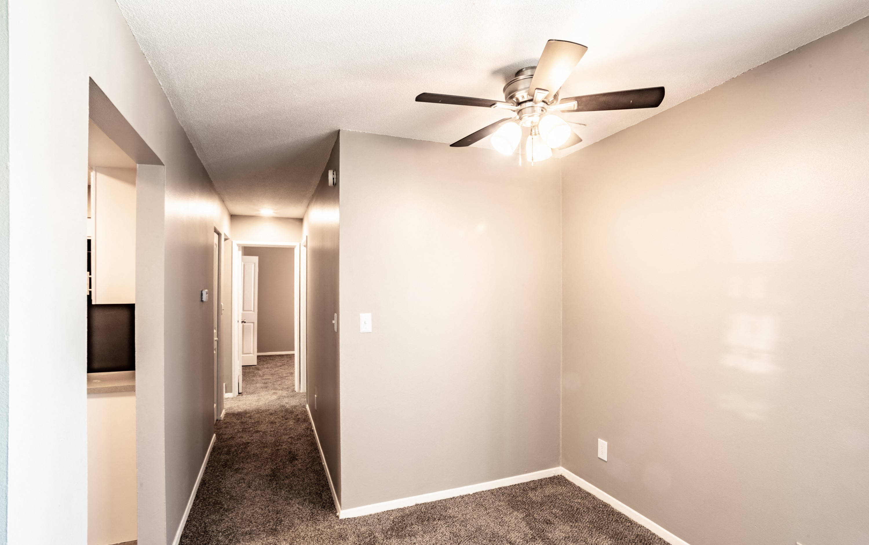 Waldo Plaza Apartments, 207 West 77th Street, Kansas City, MO RentCafe